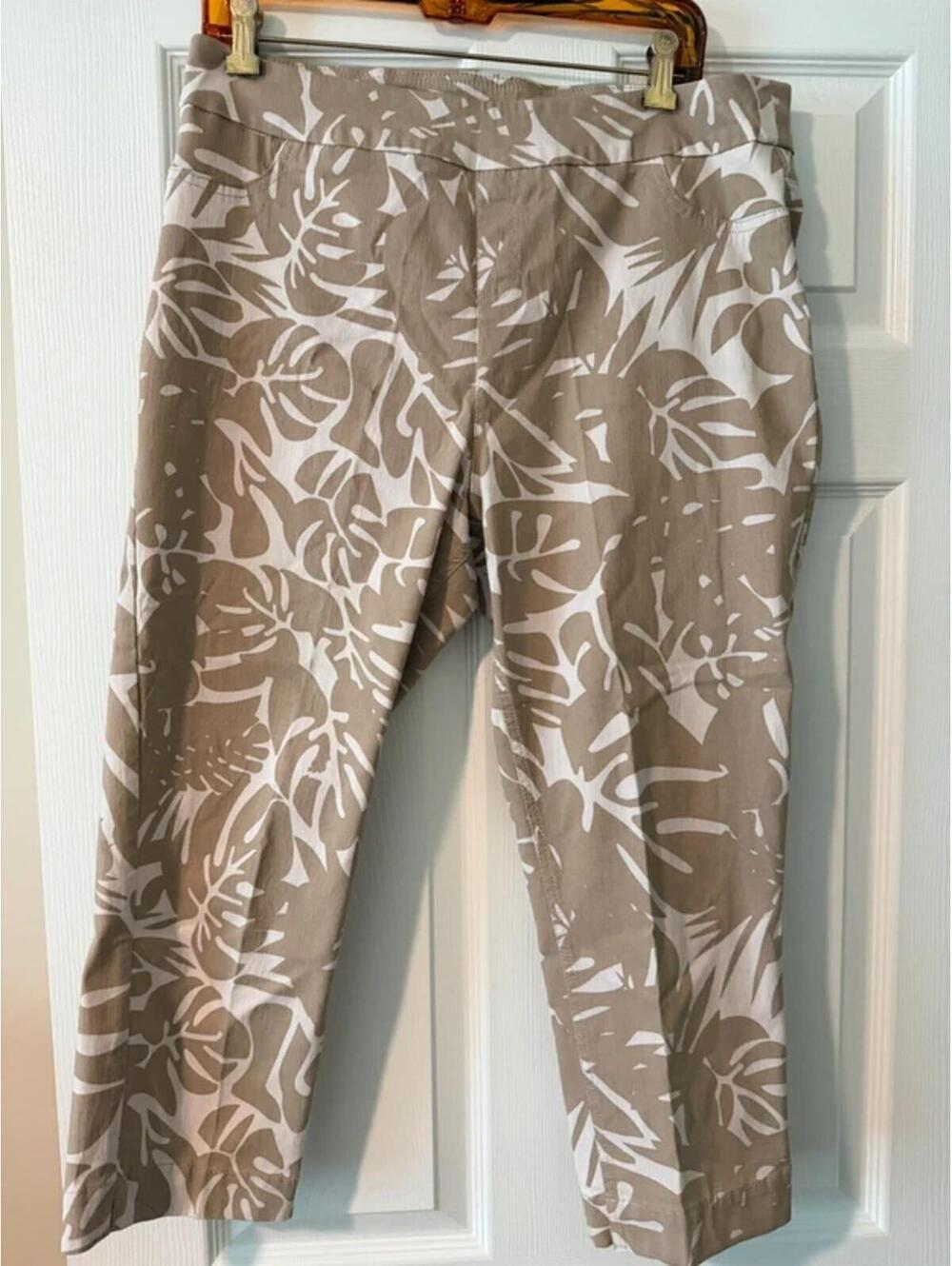 Soft Surroundings size PXL crop pull on pants